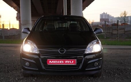 Opel Astra H, 2010 год, 635 000 рублей, 1 фотография