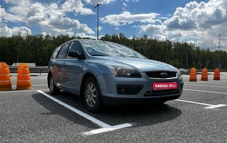 Ford Focus II рестайлинг, 2005 год, 282 000 рублей, 1 фотография
