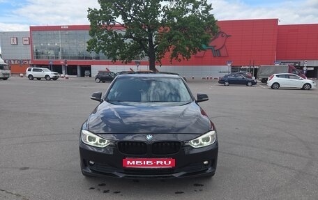 BMW 3 серия, 2013 год, 1 750 000 рублей, 23 фотография