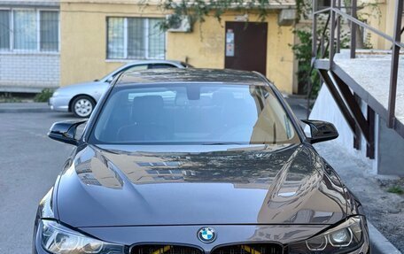 BMW 3 серия, 2012 год, 1 700 000 рублей, 4 фотография