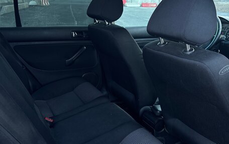 Volkswagen Golf IV, 2002 год, 290 000 рублей, 14 фотография