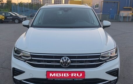 Volkswagen Tiguan II, 2021 год, 3 252 000 рублей, 8 фотография
