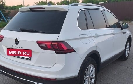 Volkswagen Tiguan II, 2021 год, 3 252 000 рублей, 5 фотография