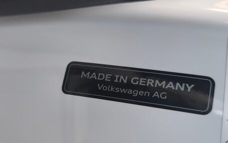 Volkswagen Tiguan II, 2021 год, 3 252 000 рублей, 17 фотография