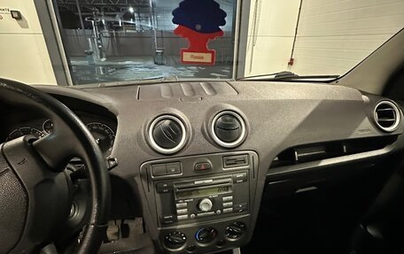 Ford Fusion I, 2006 год, 448 599 рублей, 2 фотография