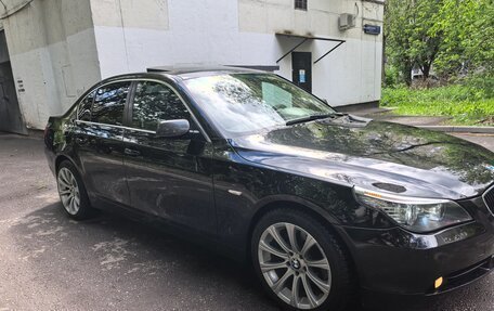 BMW 5 серия, 2006 год, 1 090 000 рублей, 2 фотография