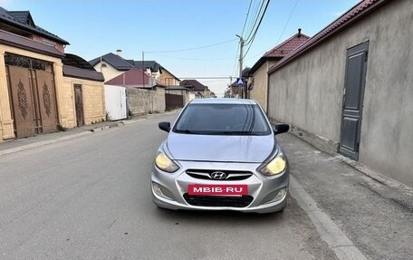 Hyundai Solaris II рестайлинг, 2012 год, 455 000 рублей, 4 фотография