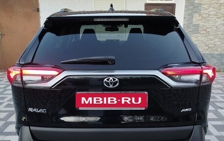 Toyota RAV4, 2021 год, 2 999 999 рублей, 5 фотография