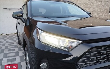 Toyota RAV4, 2021 год, 2 999 999 рублей, 10 фотография