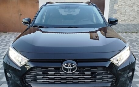 Toyota RAV4, 2021 год, 2 999 999 рублей, 11 фотография