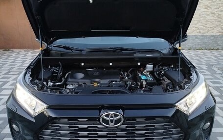 Toyota RAV4, 2021 год, 2 999 999 рублей, 22 фотография
