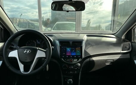 Hyundai Solaris II рестайлинг, 2011 год, 699 000 рублей, 10 фотография