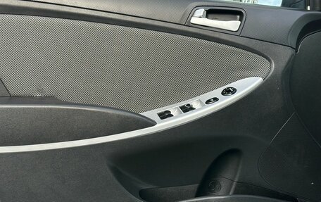 Hyundai Solaris II рестайлинг, 2011 год, 699 000 рублей, 13 фотография