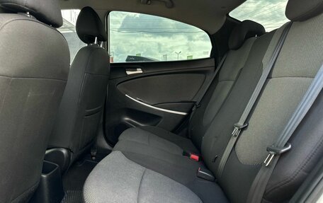 Hyundai Solaris II рестайлинг, 2011 год, 699 000 рублей, 19 фотография