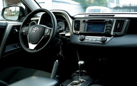 Toyota RAV4, 2013 год, 1 959 000 рублей, 10 фотография