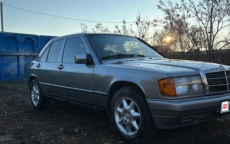 Mercedes-Benz 190 (W201), 1984 год, 505 000 рублей, 4 фотография