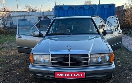 Mercedes-Benz 190 (W201), 1984 год, 505 000 рублей, 1 фотография