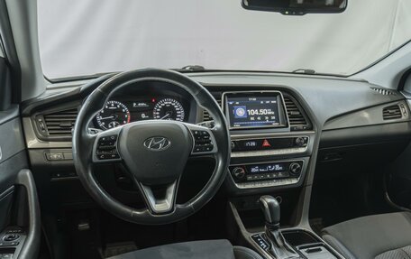 Hyundai Sonata VII, 2018 год, 1 790 000 рублей, 11 фотография