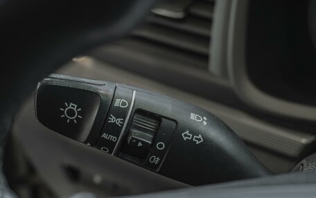 Hyundai Sonata VII, 2018 год, 1 790 000 рублей, 25 фотография