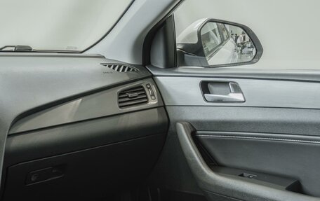 Hyundai Sonata VII, 2018 год, 1 790 000 рублей, 29 фотография
