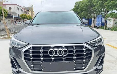 Audi Q3, 2022 год, 1 860 000 рублей, 2 фотография
