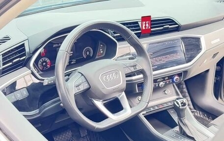Audi Q3, 2022 год, 1 860 000 рублей, 9 фотография