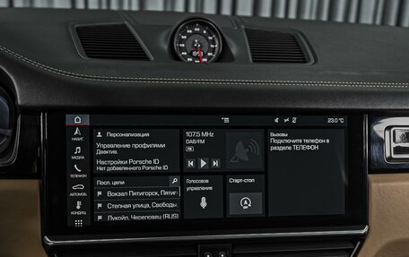 Porsche Cayenne III, 2018 год, 8 989 000 рублей, 18 фотография