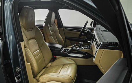 Porsche Cayenne III, 2018 год, 8 989 000 рублей, 11 фотография