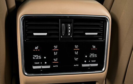 Porsche Cayenne III, 2018 год, 8 989 000 рублей, 30 фотография