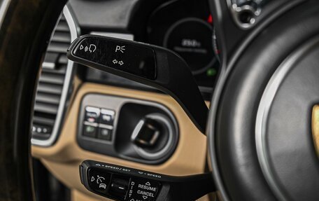 Porsche Cayenne III, 2018 год, 8 989 000 рублей, 22 фотография