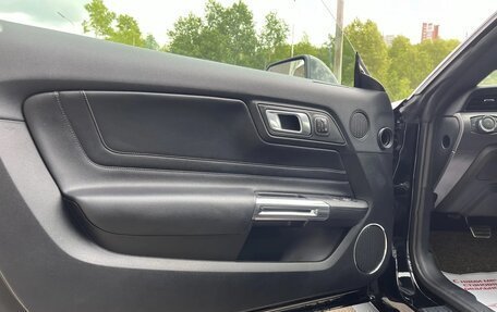 Ford Mustang VI рестайлинг, 2019 год, 4 100 000 рублей, 22 фотография