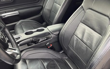 Ford Mustang VI рестайлинг, 2019 год, 4 100 000 рублей, 23 фотография