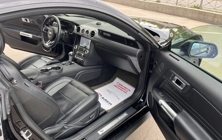 Ford Mustang VI рестайлинг, 2019 год, 4 100 000 рублей, 18 фотография