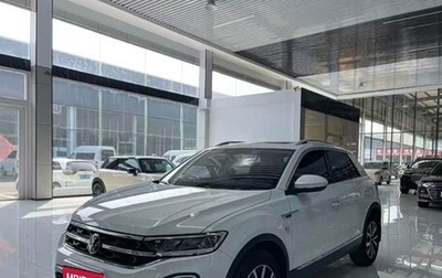 Volkswagen T-Roc I, 2024 год, 2 000 000 рублей, 1 фотография
