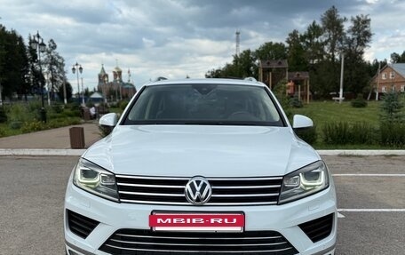 Volkswagen Touareg III, 2014 год, 2 700 000 рублей, 3 фотография