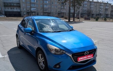 Mazda Demio IV, 2015 год, 800 000 рублей, 1 фотография