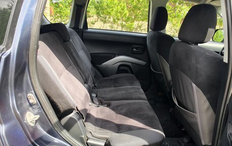 Mitsubishi Outlander III рестайлинг 3, 2008 год, 970 000 рублей, 3 фотография
