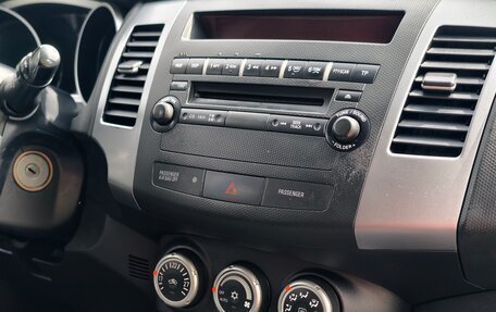 Mitsubishi Outlander III рестайлинг 3, 2008 год, 970 000 рублей, 6 фотография