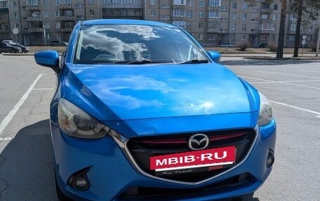 Mazda Demio IV, 2015 год, 800 000 рублей, 6 фотография