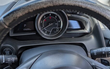 Mazda Demio IV, 2015 год, 800 000 рублей, 13 фотография
