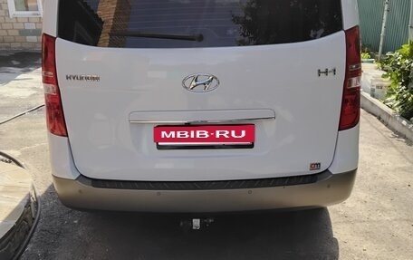 Hyundai H-1 II рестайлинг, 2021 год, 3 800 000 рублей, 16 фотография