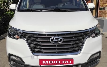 Hyundai H-1 II рестайлинг, 2021 год, 3 800 000 рублей, 18 фотография