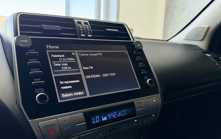 Toyota Land Cruiser Prado 150 рестайлинг 2, 2021 год, 6 216 000 рублей, 10 фотография