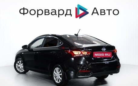 Hyundai Solaris II рестайлинг, 2017 год, 1 050 000 рублей, 6 фотография