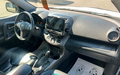 Toyota RAV4, 2011 год, 1 529 000 рублей, 13 фотография