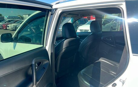 Toyota RAV4, 2011 год, 1 529 000 рублей, 18 фотография