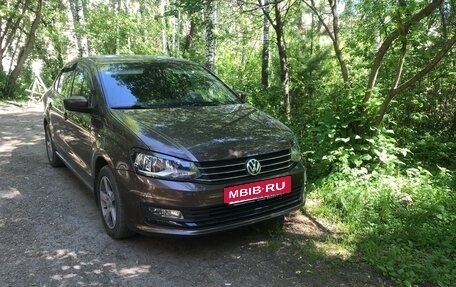 Volkswagen Polo VI (EU Market), 2017 год, 1 050 000 рублей, 2 фотография