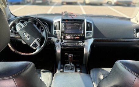Toyota Land Cruiser 200, 2013 год, 4 349 000 рублей, 7 фотография