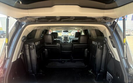 Toyota Land Cruiser 200, 2013 год, 4 349 000 рублей, 13 фотография