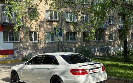 Mercedes-Benz E-Класс, 2010 год, 550 000 рублей, 4 фотография
